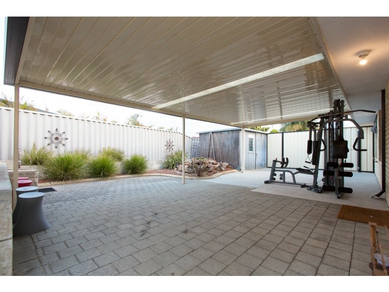10 Benia Rise, Alexander Heights WA 6064