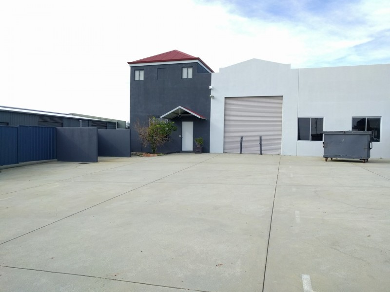 1/3 Pappas Street, Wangara WA 6065