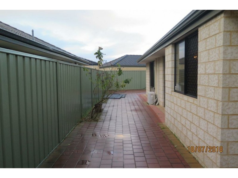 32 Keeble Way, Balga WA 6061