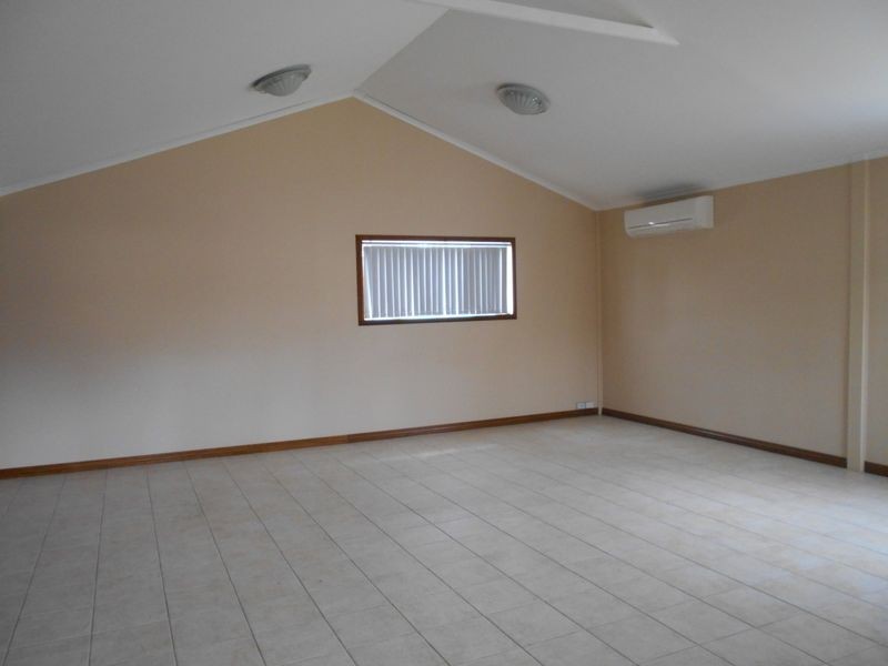 3 Keeley Way, Girrawheen WA 6064