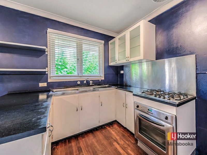 29 Roydon Way, Girrawheen WA 6064