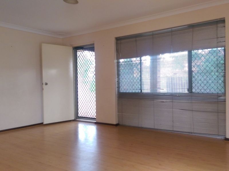 43 Mirrabooka Avenue, Westminster WA 6061