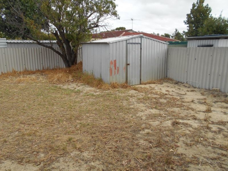 43 Mirrabooka Avenue, Westminster WA 6061