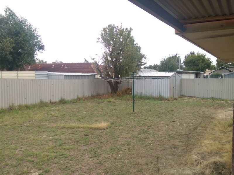 43 Mirrabooka Avenue, Westminster WA 6061