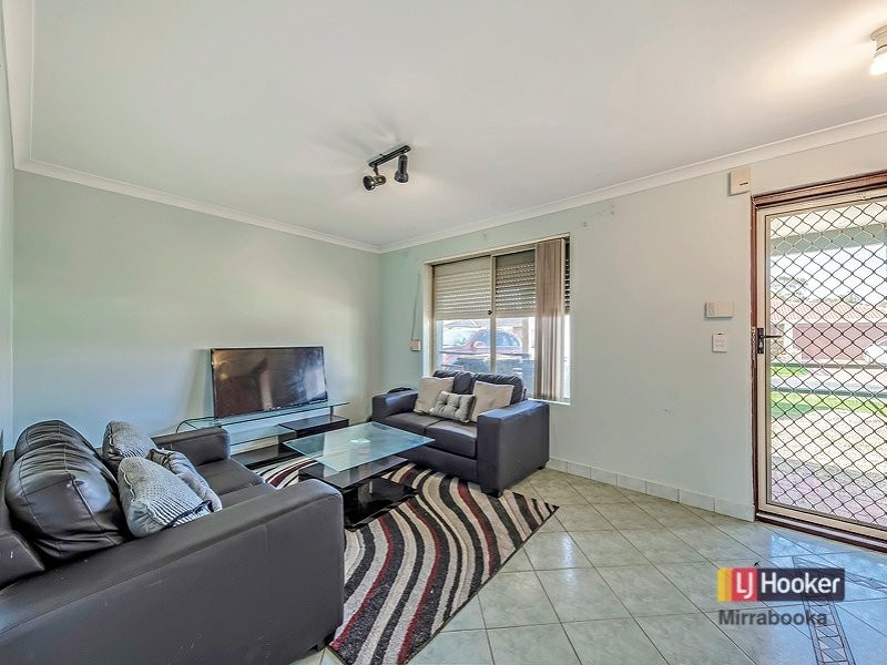 67 Bathgate Loop, Koondoola WA 6064