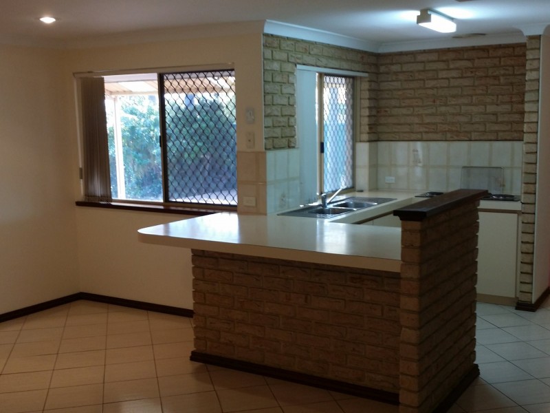 314 Summerlakes Parade, Ballajura WA 6066