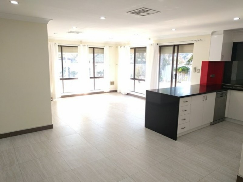 6 Aarons Close, Mirrabooka WA 6061