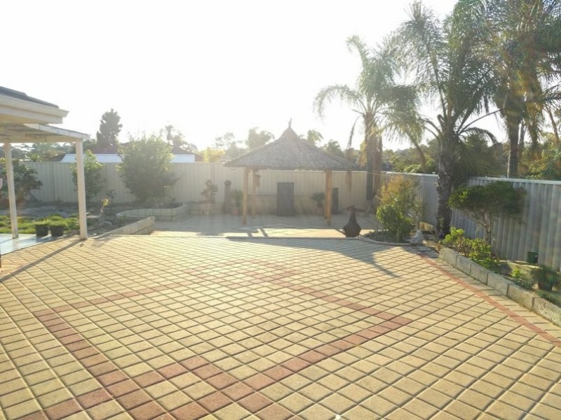 6 Aarons Close, Mirrabooka WA 6061