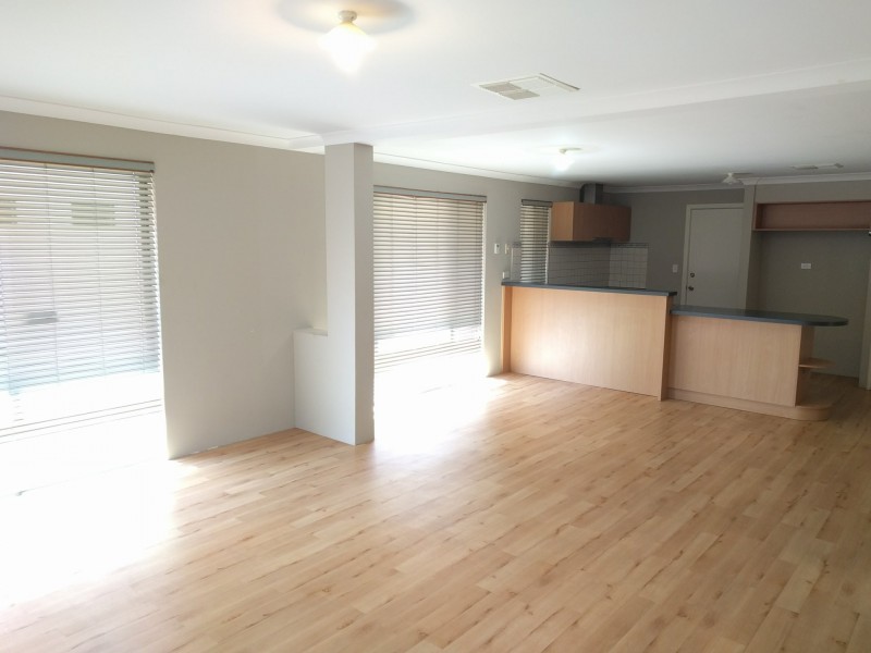 26 Trent Bridge Avenue, Madeley WA 6065