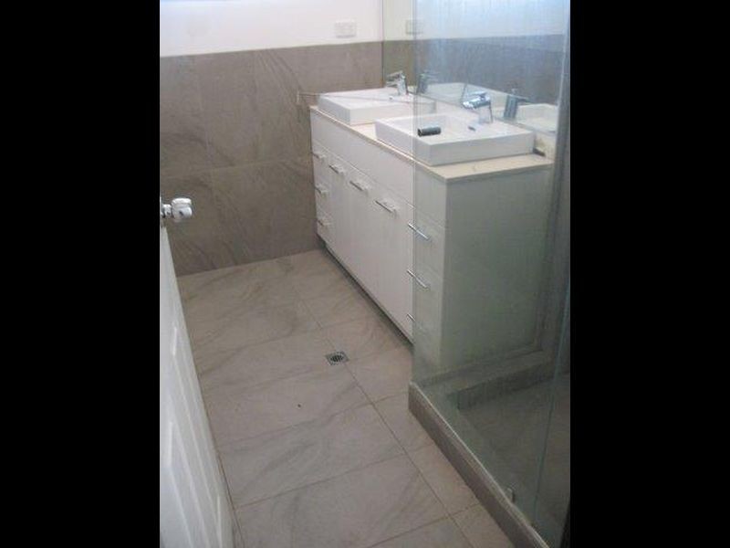 1 Fern Grove, Ballajura WA 6066