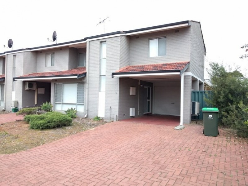 4/18 Selsey Way, Balga WA 6061