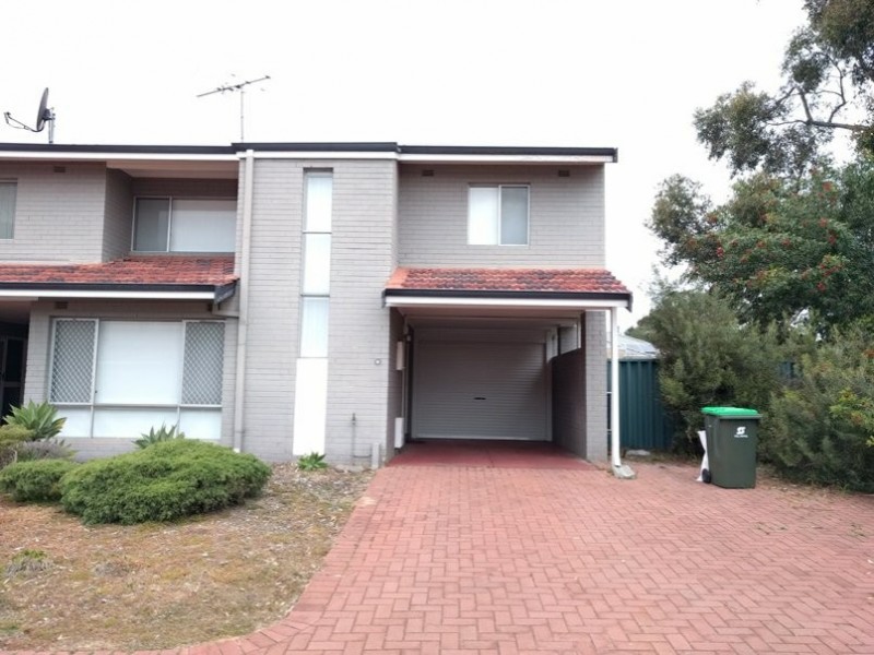 4/18 Selsey Way, Balga WA 6061