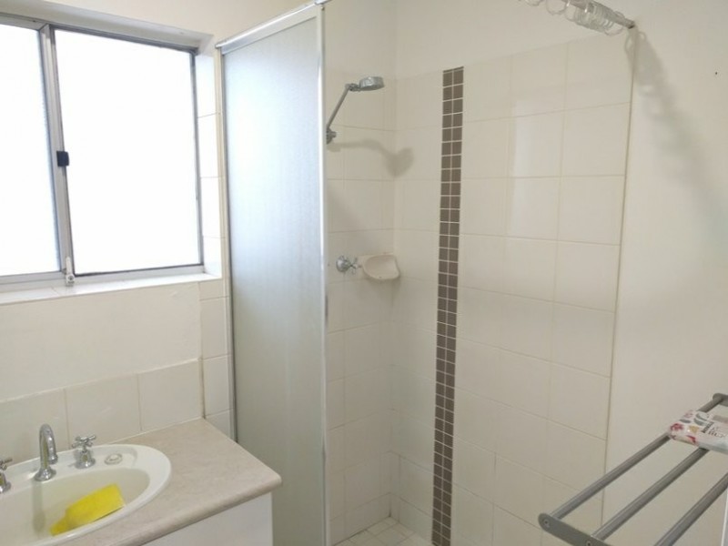 4/18 Selsey Way, Balga WA 6061