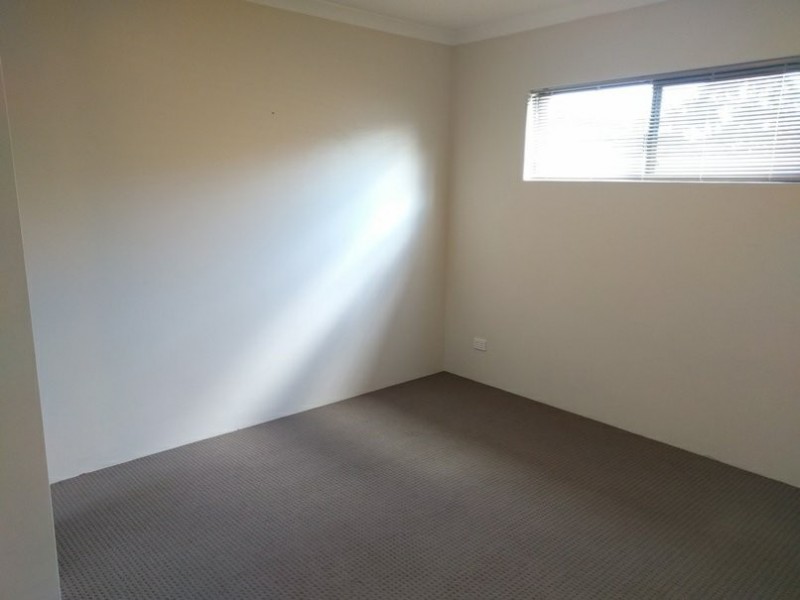 16C Kingsfold Street, Balga WA 6061