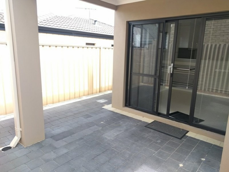 16C Kingsfold Street, Balga WA 6061