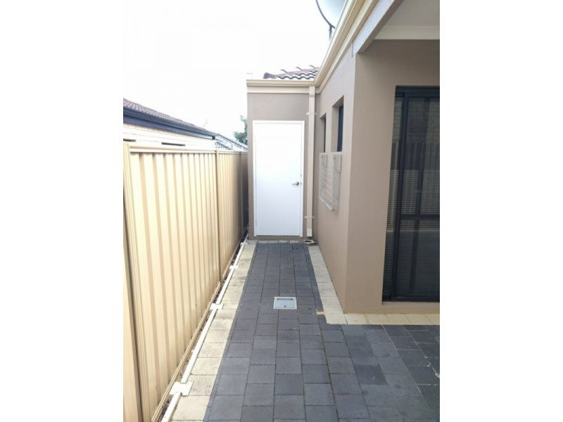 16C Kingsfold Street, Balga WA 6061