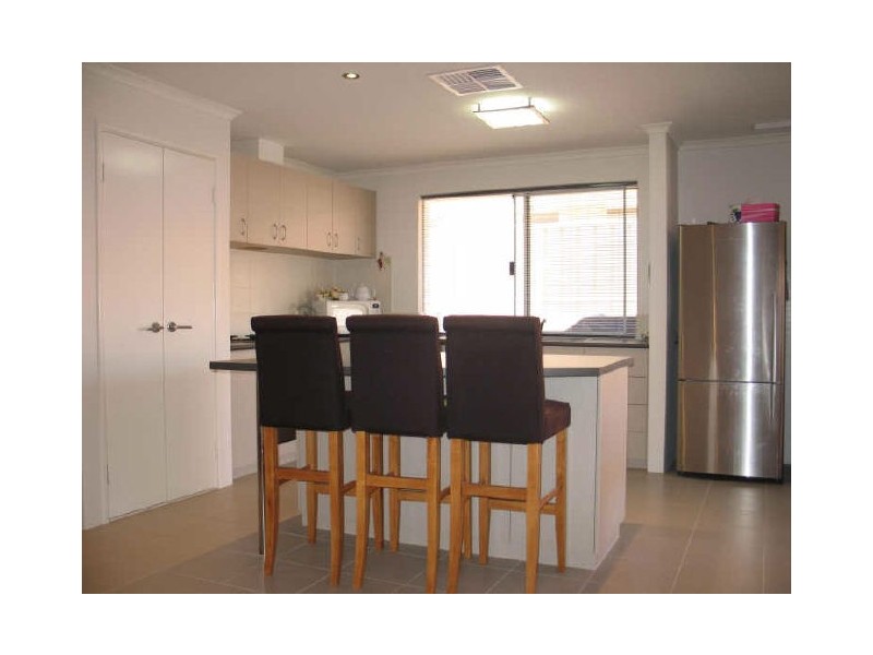 19 Firenze Loop, Landsdale WA 6065