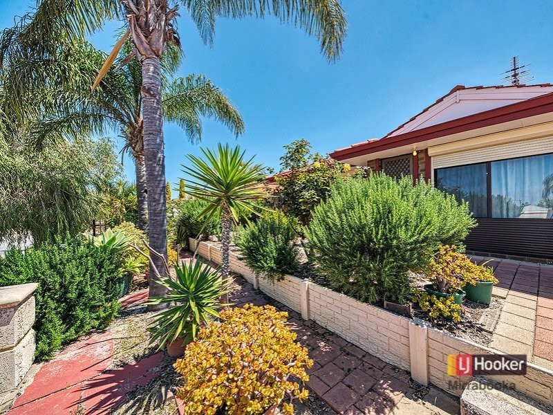 100 Apple Blossom Dr, Mirrabooka WA 6061