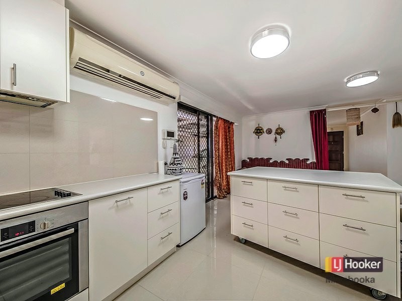 100 Apple Blossom Dr, Mirrabooka WA 6061