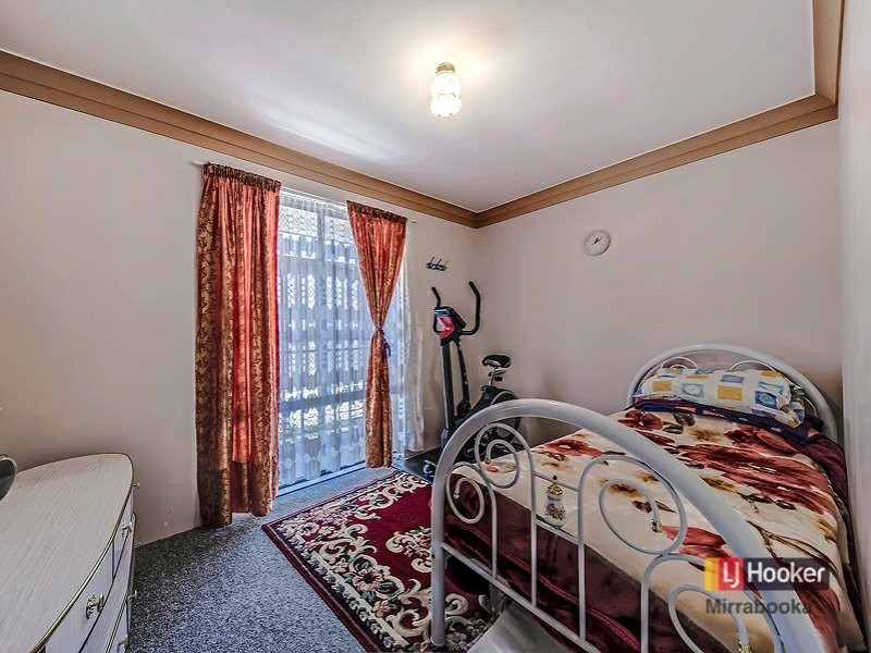 100 Apple Blossom Dr, Mirrabooka WA 6061