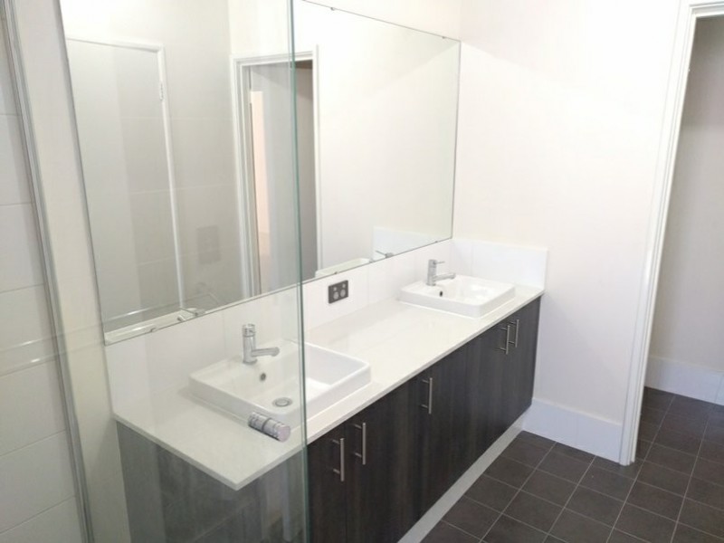 2 Limetta Grove, Landsdale WA 6065