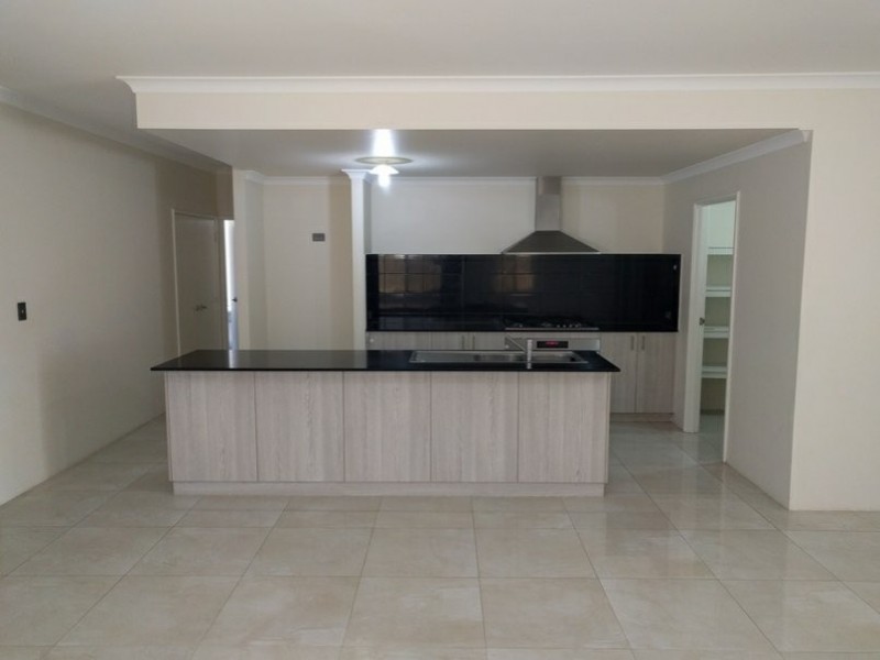 2 Limetta Grove, Landsdale WA 6065