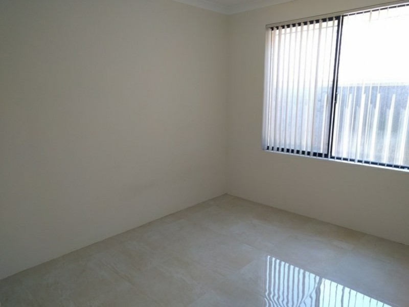 2 Limetta Grove, Landsdale WA 6065