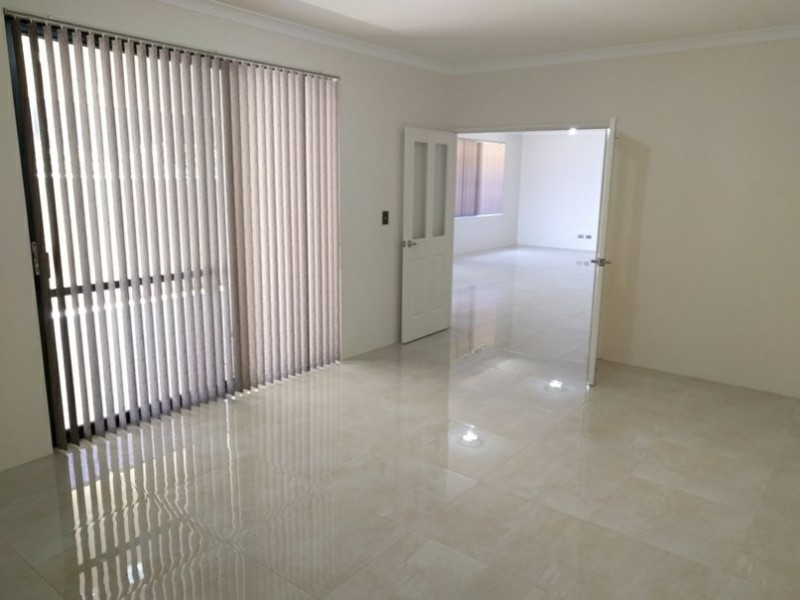 2 Limetta Grove, Landsdale WA 6065