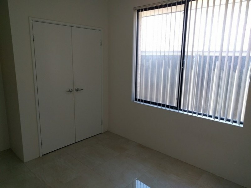 2 Limetta Grove, Landsdale WA 6065