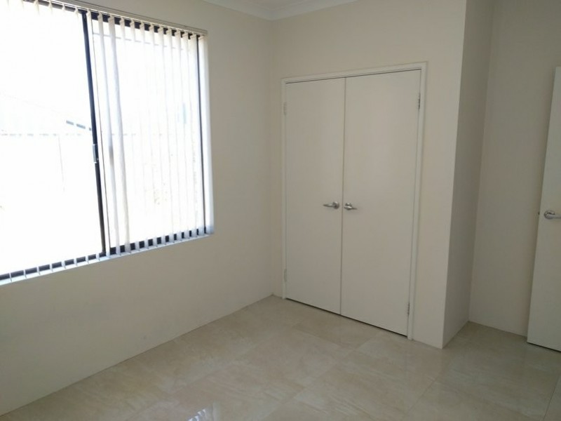 2 Limetta Grove, Landsdale WA 6065