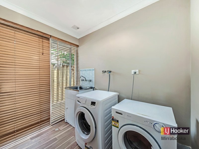 20 Hamelin Dr, Ballajura WA 6066