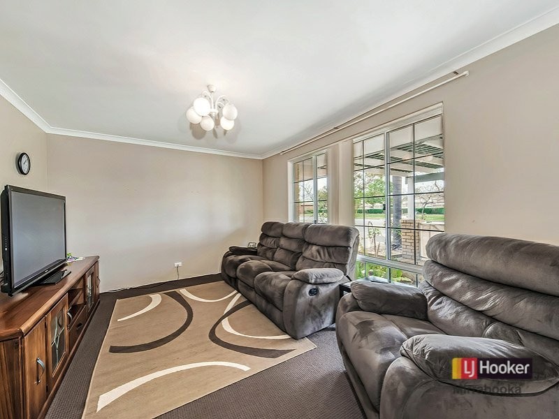 20 Hamelin Dr, Ballajura WA 6066