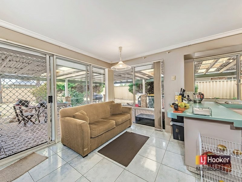 20 Hamelin Dr, Ballajura WA 6066