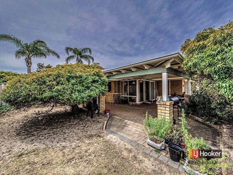 20 Hamelin Dr, Ballajura WA 6066