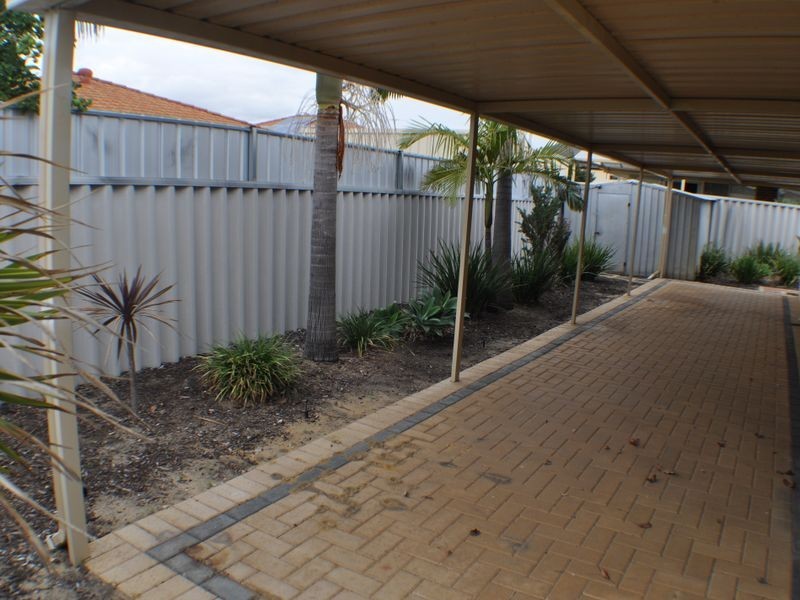 7 Pumice Place, Alexander Heights WA 6064