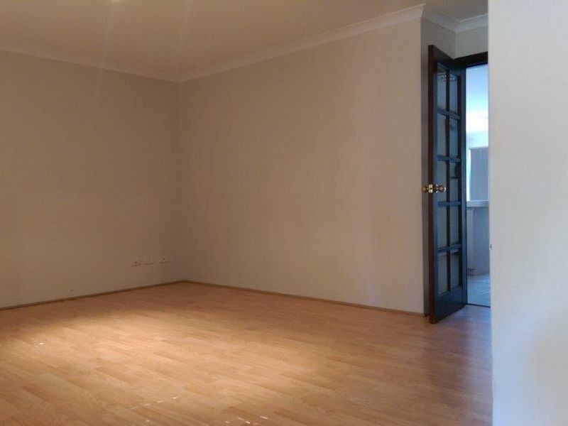 8 Caffrum Green, Mirrabooka WA 6061