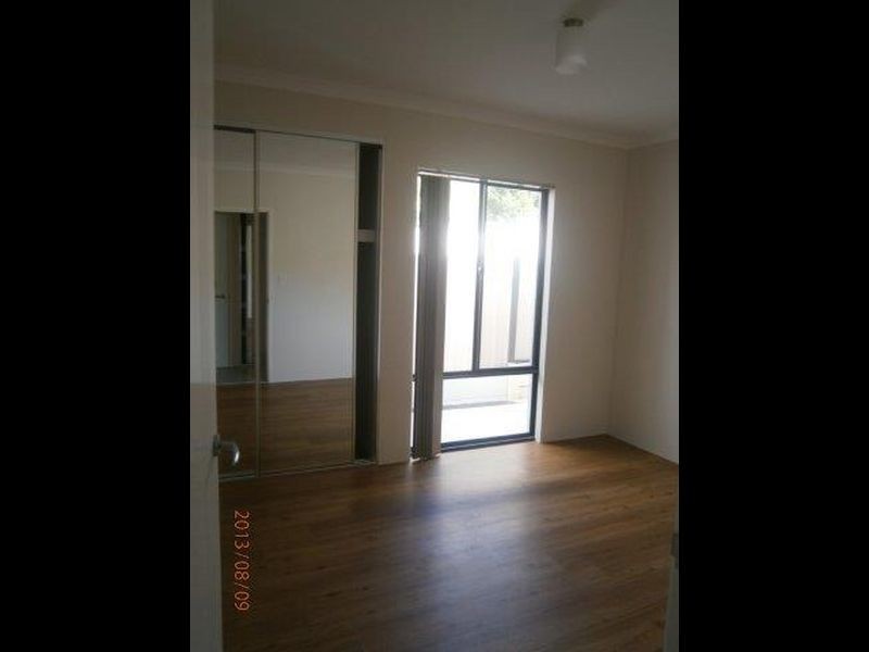25B Newhaven Way, Nollamara WA 6061