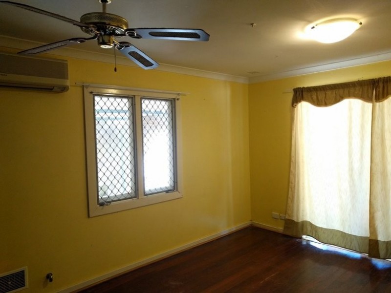 34 Edgington Crescent, Koondoola WA 6064