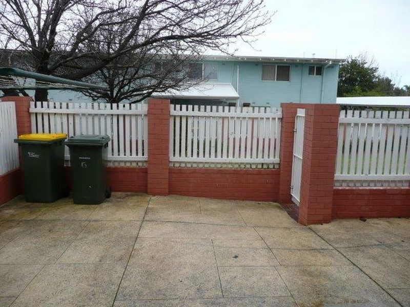 6/6 Seaton Place, Girrawheen WA 6064