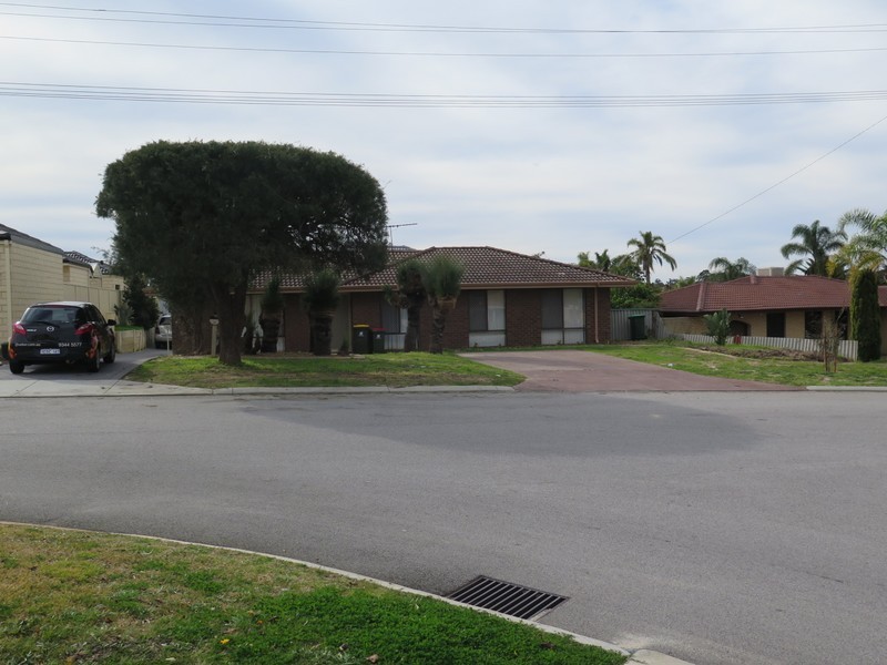 18 Ullswater Place, Balga WA 6061