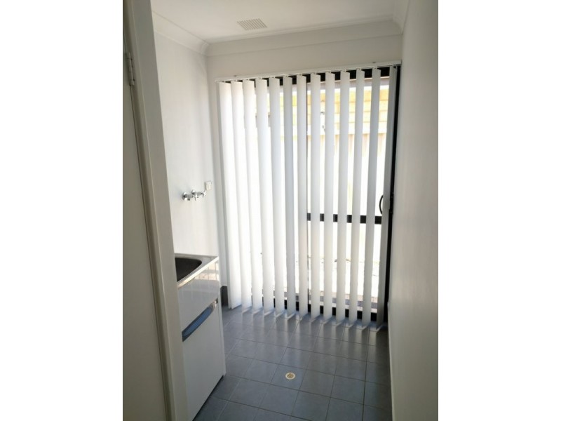 14 Hoypoy Gardens, Darch WA 6065