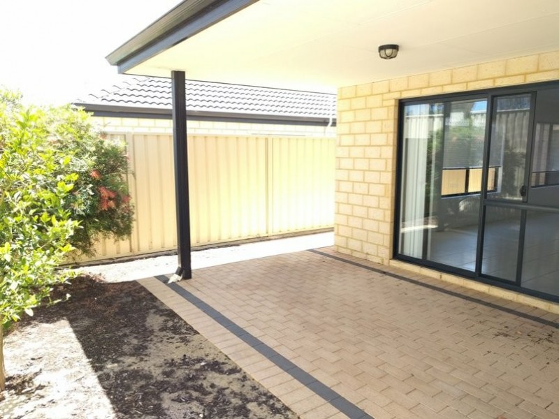 14 Hoypoy Gardens, Darch WA 6065