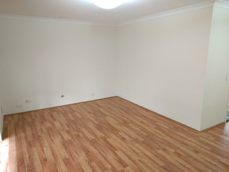 10 Chataway Road, Girrawheen WA 6064