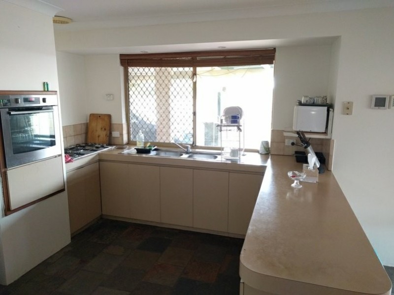 10 Chataway Road, Girrawheen WA 6064