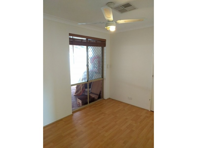 10 Chataway Road, Girrawheen WA 6064