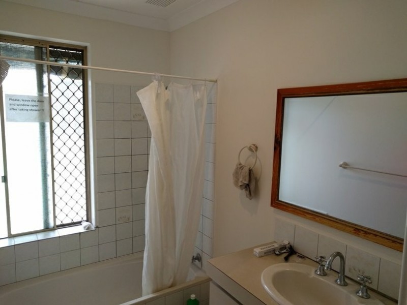 10 Chataway Road, Girrawheen WA 6064