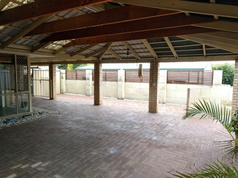 10 Chataway Road, Girrawheen WA 6064