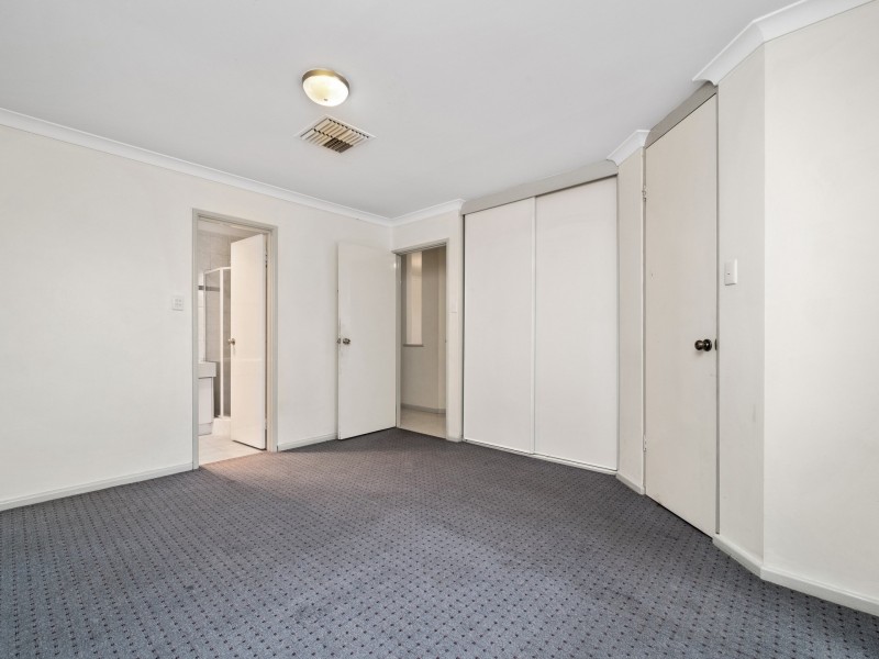 14 Aussat Dr, Eden Hill WA 6054