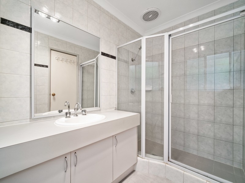 14 Aussat Dr, Eden Hill WA 6054