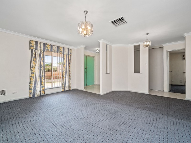 14 Aussat Dr, Eden Hill WA 6054